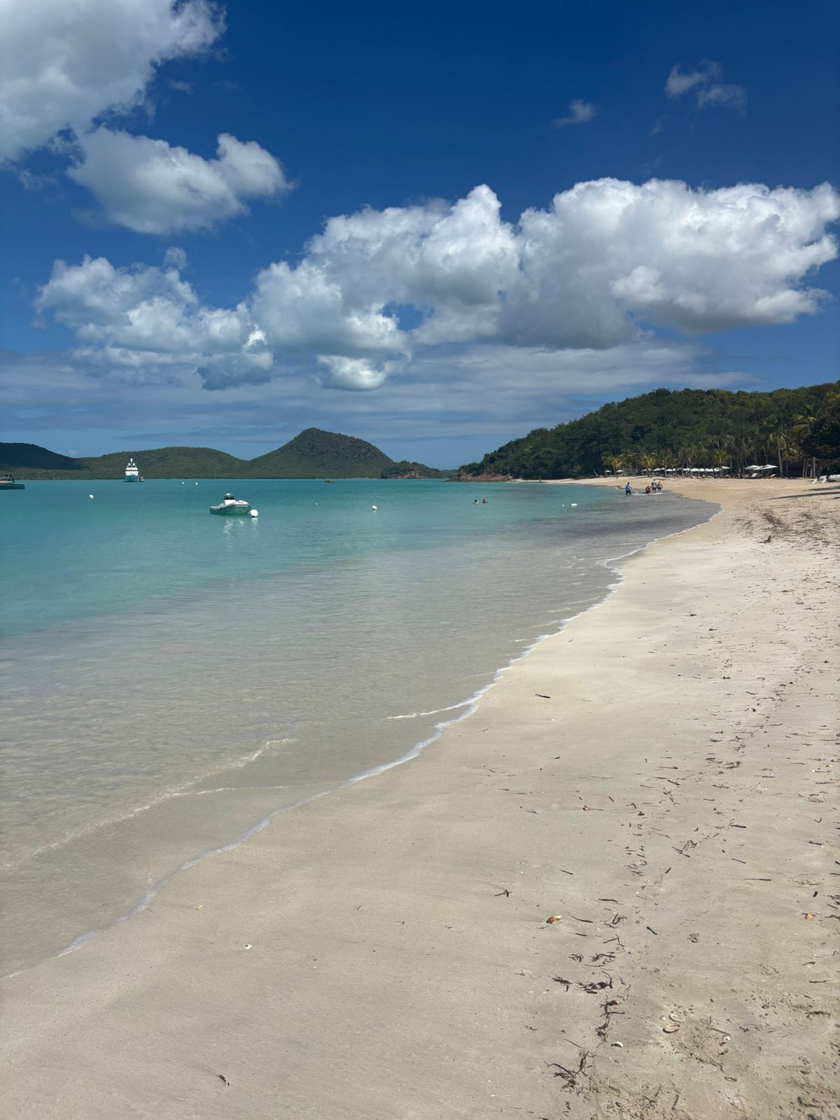 Local Taxi Service in Antigua
